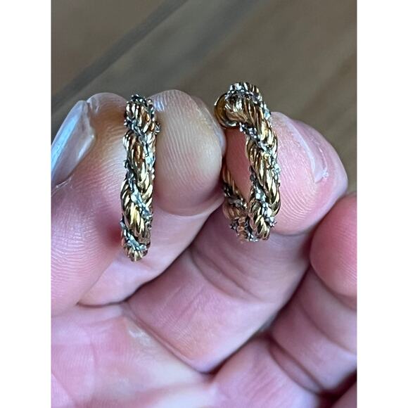 Vintage robe twisted chain hoop earrings. Women's Gold/Silver Tone. Cool! - Picture 2 of 3